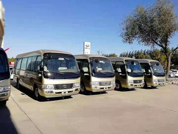 聊城旅发租车19人租一辆中巴车多少钱？聊城客车租赁哪里有？